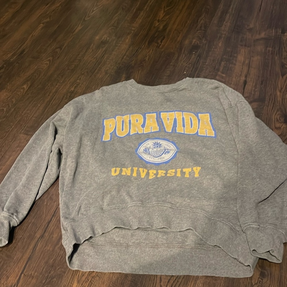 pura vida crew neck hoodie/jacket. gray, size x small